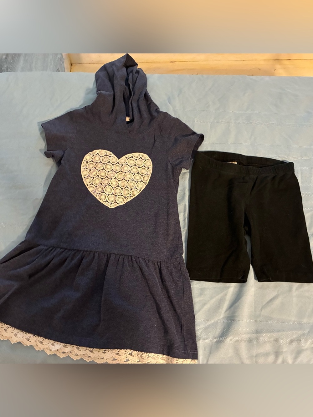 Girl’s 4/5 Clothes Bundle - Picture 6 of 6